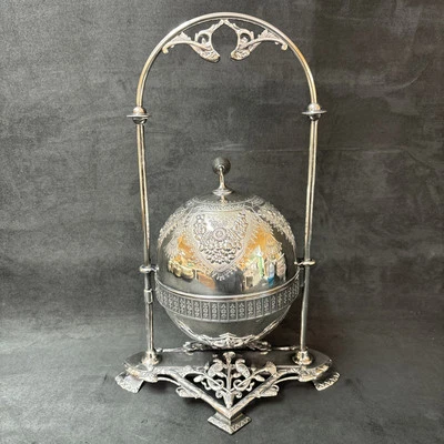 Antigo prato de manteiga Meriden Co vitoriano folheado a prata coberto de manteiga mordomo - Imagem 1 de 4