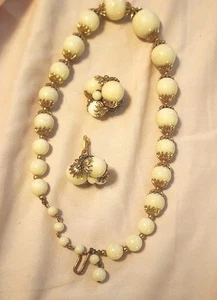Vtg Milk Glass 16" Gold Accent Collar Necklace & Earrings Set Art Deco - Picture 1 of 3