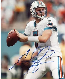 CHAD HENNE MIAMI DOLPHINS QB SIGNED 8X10 PHOTO W/COA - Picture 1 of 1