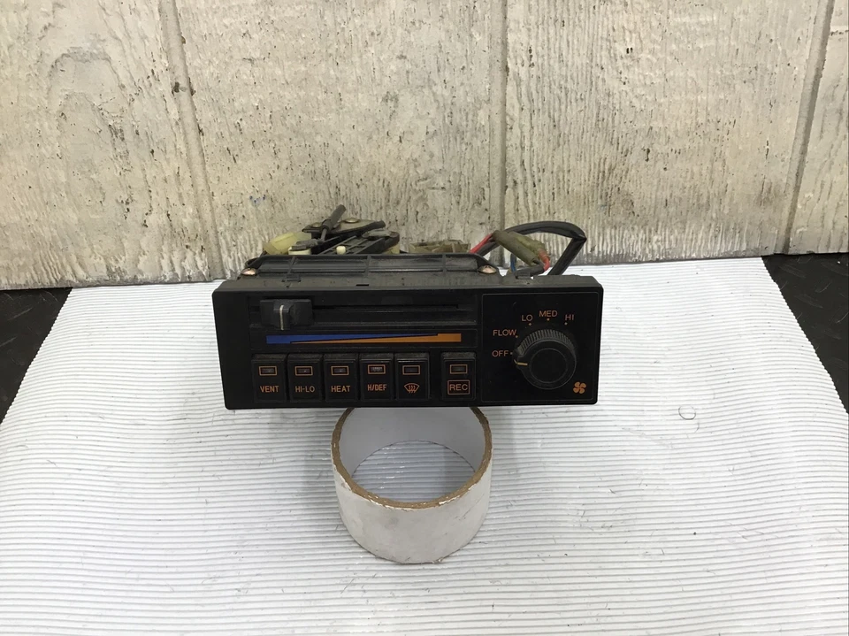 Botones de montaje de control de clima manual HVAC Honda Accord 1981-1985 OEM Foto 1 de 4