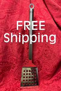 Rösle Stainless Steel Perforated Barbeque Spatula, Matte Handle ( 18 Inch ) - Picture 1 of 10