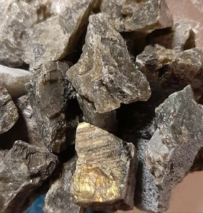 LABRADORIT Roh Gr. M Kristall Quarz Chakra Herz Grün Liebe Mala Tibetisch - Bild 1 von 1