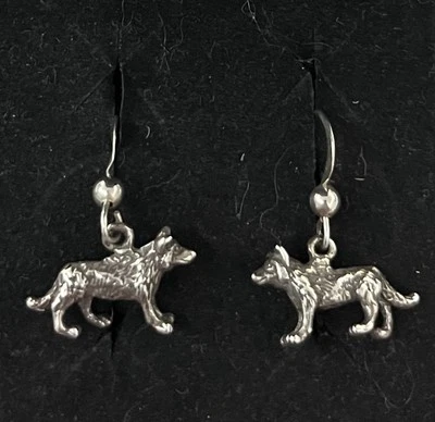 Sterling Silver 925 Opposing Gray Grey Wolf Dangle Drop Earrings ~ Spirit Animal - Image 1 of 2