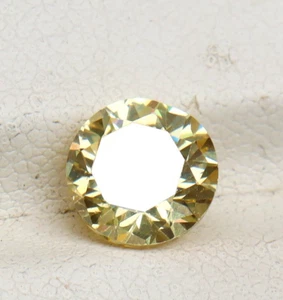 Yellow Zircon 4 CT Loose Gemstone Round shape Zircon - Picture 1 of 9