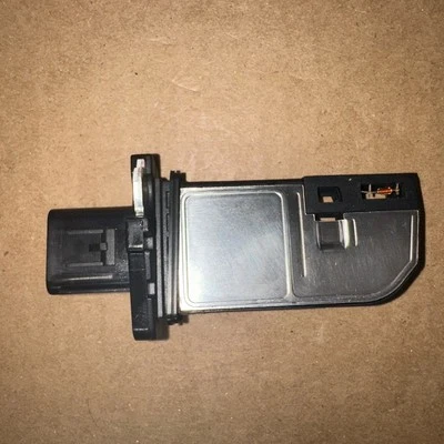 Sensor de flujo de aire de masa para LINCOLN FORD TAURUS FLEX LINCOLN MKS MKT NAVIGATOR Foto 1 de 3
