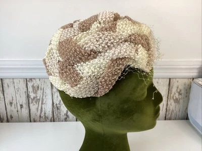 ВИНТАЖНЫЙ ЖЕЛТОВАТО-КОРИЧНЕВЫЙ И СЛОНОВОЙ КОСТИ ЖЕНЩИНЫ ШЛЯПА ГОЛОВНОЙ УБОР С СЕТКОЙ - Изображение 1 из 4