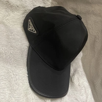 Gorra de béisbol Prada de nailon talla M L ajustable clásica gorra usada limpia Foto 1 de 4