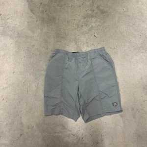 Vintage pearl Izumi biker shorts - Picture 1 of 8