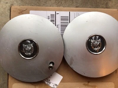 Tapa rueda central atornillada Jaguar serie XJ 1988-1994 CCC2711 02 aluminio Foto 1 de 4