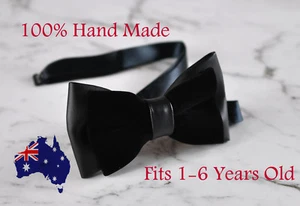 Baby Kids Boy Faux Leather Velvet 2 Layers Black Shining Bow Tie 1-6 YEARS OLD - Picture 1 of 5