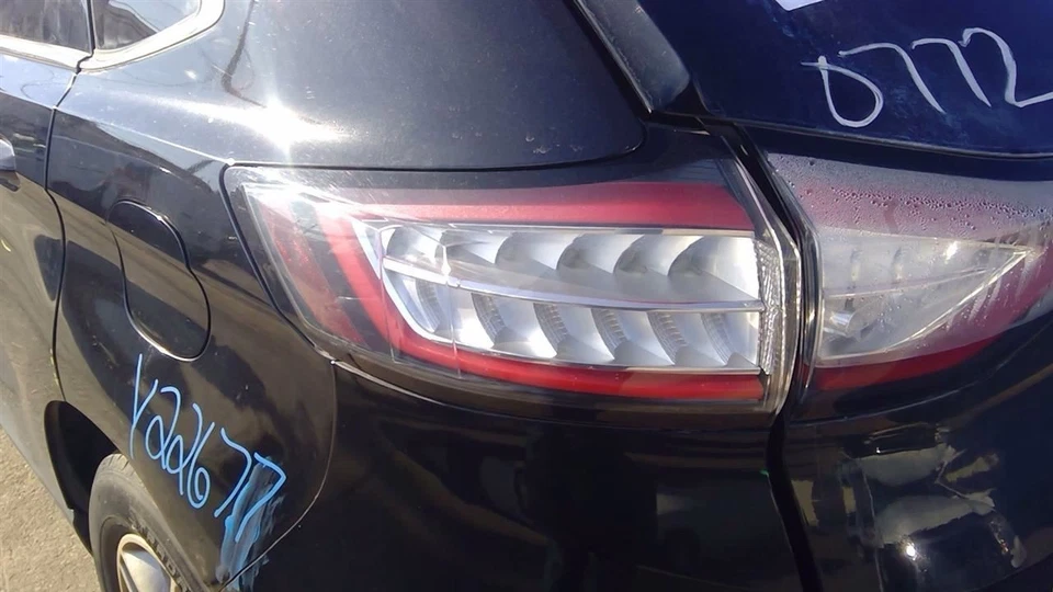 15 16 2017 18 Ford Edge SE Driver Left LH Tail Light Lamp | Quarter Mounted - Image 1 of 4