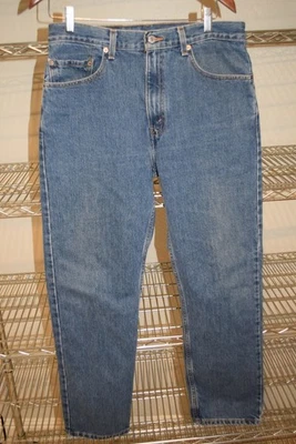 Levi's 505 vtg Jeans Tag 33 x 30 Measures 31.5 x 29.5 - Image 1 of 4