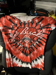 Creative Apparel Women’s Ohio State Buckeyes Tie Dye Short Sleeve Shirt Medium - Picture 1 of 6