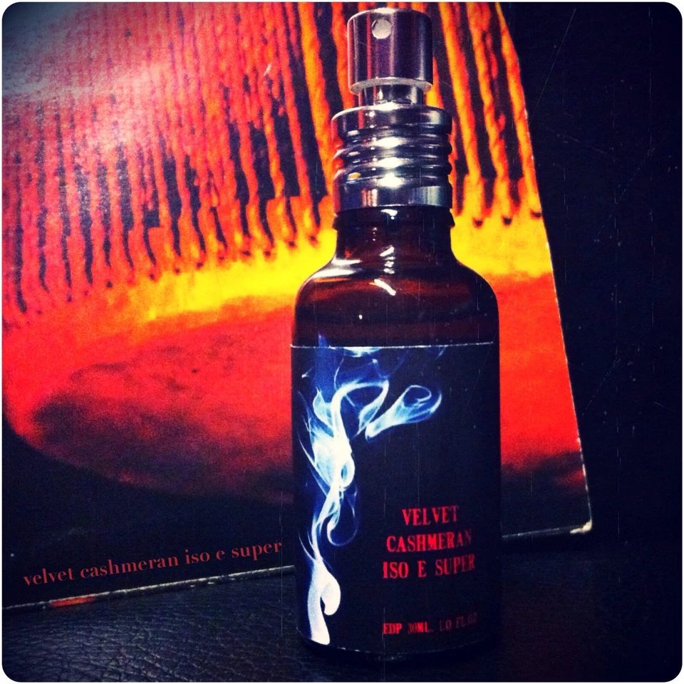 molecule cashmeran & iso e super EDP 50ml. spray - Bild 1 von 1