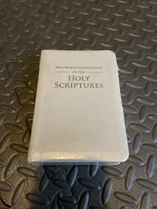 New World Translation of the Holy Scriptures 2013 BRAND NEW FACTORY SEALED - Picture 1 of 6