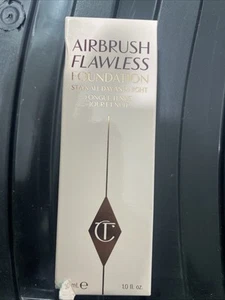 Charlotte Tilbury Airbrush Flawless Foundation 5 COOL / FROID 30ml - Picture 1 of 3