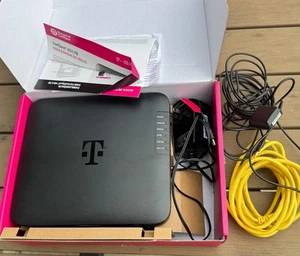 Nokia SS2FII T-Mobile Femtocell multi-bande SOHO 4G LTE CellSpot V2 avec boîte 16 utilisateurs - Photo 1 sur 2