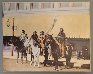 Mitte 1900er Repro von Ute Indianern auf Main St, Montrose, CO handgetöntes Foto 16x20 - Bild 1 von 1