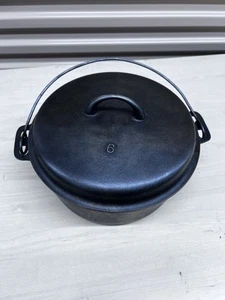 GRISWOLD NO. 9 HORNO HOLANDÉS HIERRO FUNDIDO 1038, CON TAPA 1039 - Imagen 1 de 7