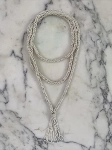 Vintage weiße Halskette Perlen Quaste Seil Boho Halsband Tropfen Glas 50er 60er - Bild 1 von 12