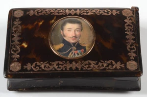 "French rectangular box with miniature portrait of a young lieutenant", ca. 1820 - Picture 1 of 6