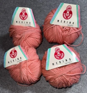 Stahl Wolle Superfein Yarn 100% Merino Wool  Pink Lot of 4 Balls - Picture 1 of 3