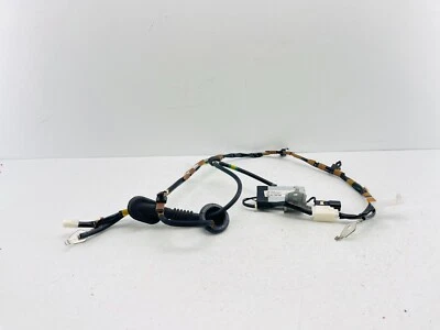 Arnés de cableado amplificador antena radio audio LEXUS CT200H 2011-2017 FABRICANTE DE EQUIPOS ORIGINALES Foto 1 de 4