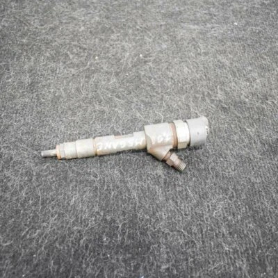 RENAULT SCENIC MK2 Fuel Injector 8200389369 0445110230 1.9 dCi 96KW 2006 - image 1 of 4