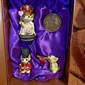 The Whimsical World of Pocket Dragons Limited Edition The Royal Collection 2001 - Picture 1 of 23