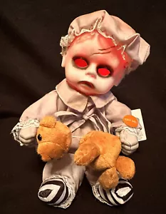 Neu mit Etikett animierter gruseliger Kopf ziehender Dollybär böse Halloween Lichter Gespräche Bewegungen - Bild 1 von 16