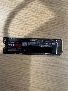 Samsung 980 PRO SSD 2TB PCIe NVMe Gen 4 Gaming M.2 Internal Solid State Drive - Picture 1 of 1