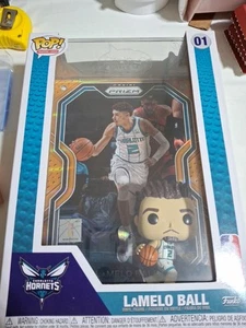 FUNKO POP! TRADING CARD - LAMELO BALL - GOLD PRIZM - PANINI EXCLUSIVE - Picture 1 of 8