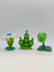 Plants vs Zombies PVC video game Toy Action Figures lot - Foto 1 di 13