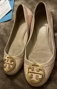 Tory Burch REVA Beige Polka Dot Gold Logo Ballet Flat Shoe 9.5 - Picture 1 of 6