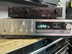 Mitsubishi DA-R11 Stereo Receiver Tested/Working Quartz Frequency Synthesizer - Picture 1 of 5
