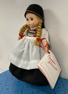 madame alexander switzerland 540 International Doll Displayed Only Neu - Bild 1 von 4