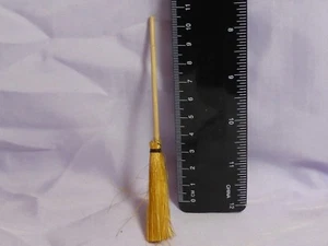   Accesorio de miniaturas para casa escoba de bruja escala 1/12 - Imagen 1 de 1