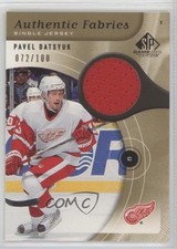 2005-06 SP Game Used Edition Authentic Fabrics Gold /100 Pavel Datsyuk #AF-PD