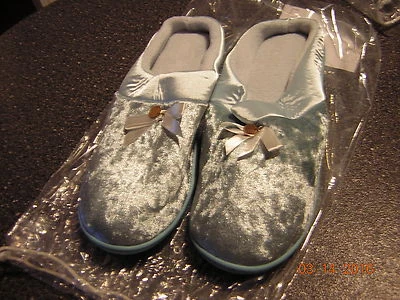 Nuevo en caja Nuevas Zapatillas Para Mujer Verde Claro Menta -Talla 9 10 - Suela Interior/Exterior Foto 1 de 3