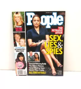 People Magazine December 2012 General Patraeus Paula Broadwell Jill Kelley - Picture 1 of 10