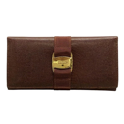 Auténtica Cartera Larga Salvatore Ferragamo Vara Marrón Oscuro Dorado Cuero Fibra Química Foto 1 de 4