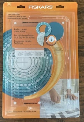 Fiskars Circle Fabric Cutter Cuts 2" -12" Perfect Circles Fabric Craft Template - Image 1 of 4