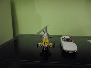 TWO CORGI JAMES BOND YOU ONLY LIVE TWICE MOVIE DIECAST MODELS - Picture 1 of 8