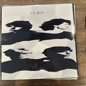 U2 1980: Boy LP 33 RPM Vinyl Island Records Album 90040-1 Printed In U.S.A. - Picture 1 of 2