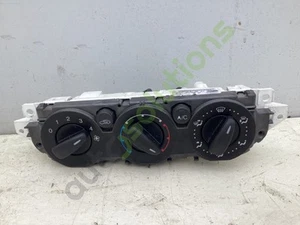 FORD Focus Zetec Climate Heater Control Knobs 3m5t19980ad - Picture 1 of 7
