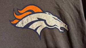Ropa del equipo de la NFL para hombre talla 2XL Broncos camisa manga corta DECKER 87 gris jaspeado - Imagen 1 de 4