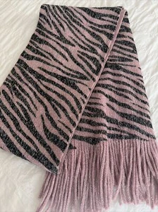 Pier 1 One Imports Rosa Zebramuster Metallic Fransen Schal 60x8 - Bild 1 von 4