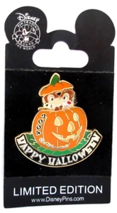 DISNEY HALLOWEEN 2004 CHIP & DALE SLIDER JACK O LANTERN PIN - LE 2500 - PP#33216 - Picture 1 of 4