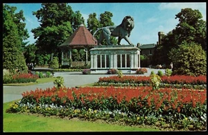 Forbury Gardens Maiwand Lion Reading Berkshire Postcard - Picture 1 of 2