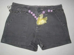 Yes Jeans Girls Size 8 faded black Stretch Shorts W/ Chain Belt NEW - Picture 1 of 2